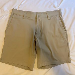 Rhône Men’s Tan Hybrid Shorts